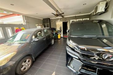 Taman Saujana Puchong