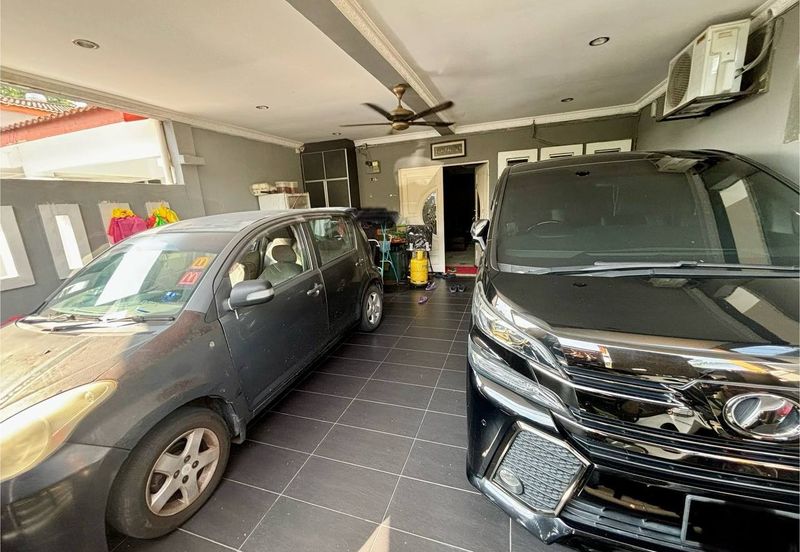 Taman Saujana Puchong