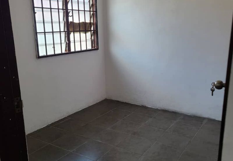 Taman Pinggiran Pedas