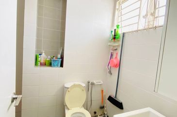 DOUBLE STOREY TERRACE PUTRAJAYA PRESINT 11F (THE PINES)