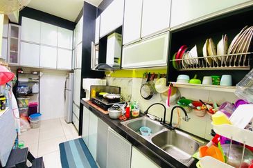 DOUBLE STOREY TERRACE PUTRAJAYA PRESINT 11F (THE PINES)