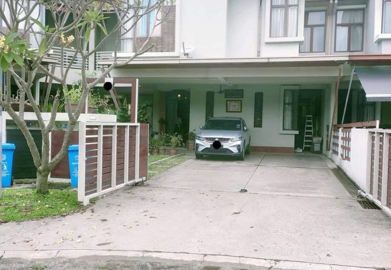 SEMI DETACHED Lagenda 1 Jalan Teratak Bukit Jelutong For Sale