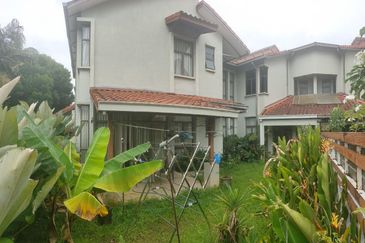 SEMI DETACHED Lagenda 1 Jalan Teratak Bukit Jelutong For Sale