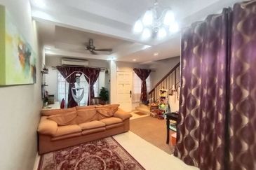 FACING OPEN Double Storey Terrace Lorong Cakera Purnama Bandar Puncak Alam For Sale