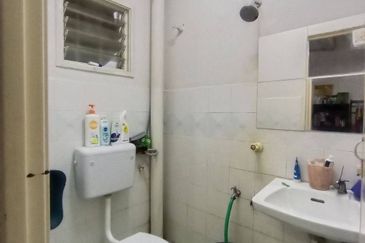 FACING OPEN Double Storey Terrace Lorong Cakera Purnama Bandar Puncak Alam For Sale