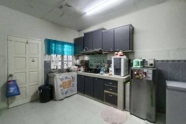 FACING OPEN Double Storey Terrace Lorong Cakera Purnama Bandar Puncak Alam For Sale
