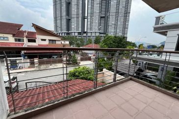 KIPARK Sri Utara: Laman Residen