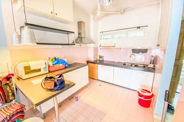 Desa View Towers Apartment