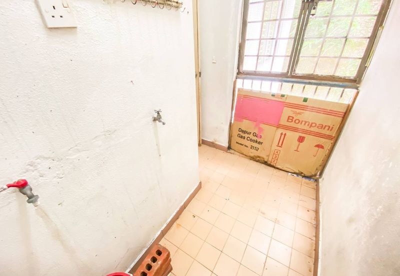 Desa View Towers Apartment