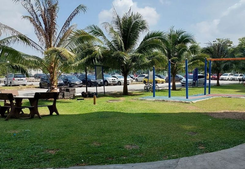 Pangsapuri Putra Harmoni, Precint 9