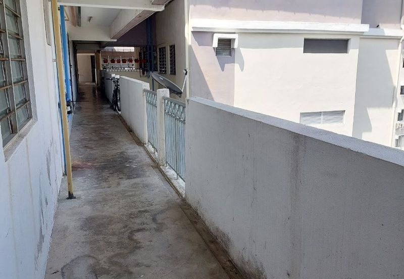 Pangsapuri Putra Harmoni, Precint 9