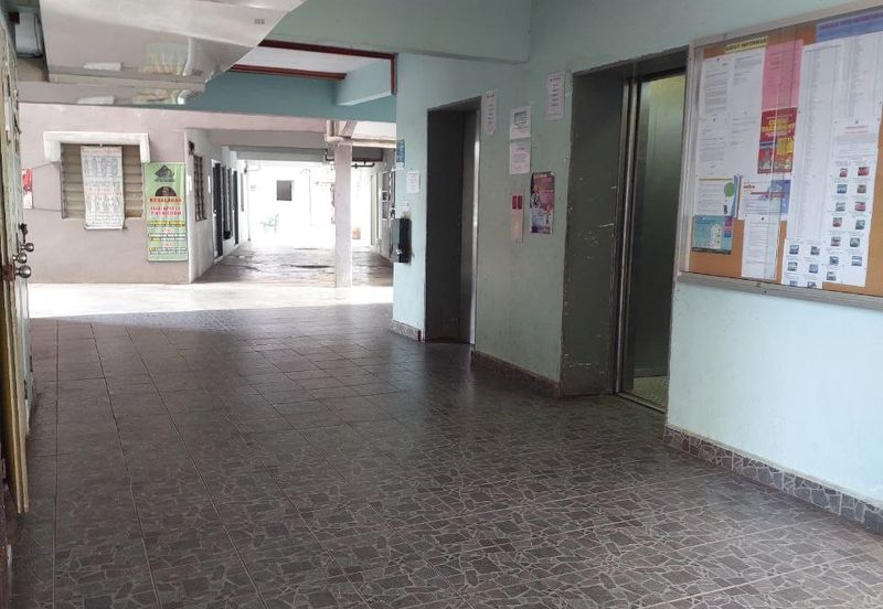 Pangsapuri Putra Harmoni, Precint 9