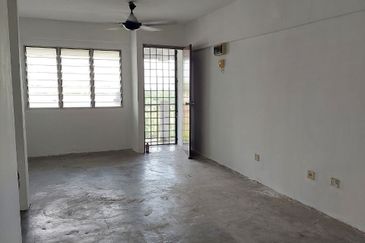 Pangsapuri Putra Harmoni, Precint 9