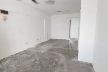 Pangsapuri Putra Harmoni, Precint 9