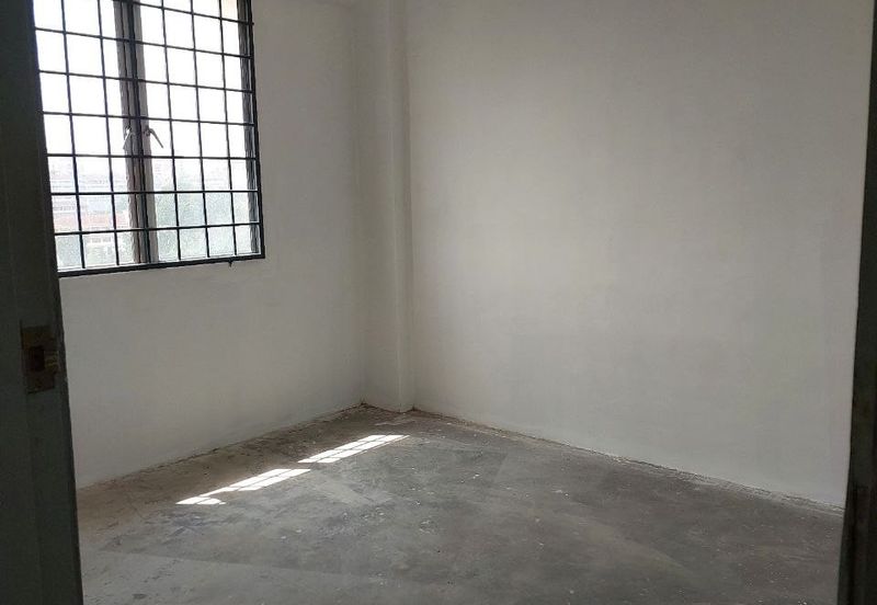 Pangsapuri Putra Harmoni, Precint 9