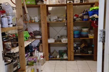 Jalan Suasana, Bandar Tun Hussein Onn