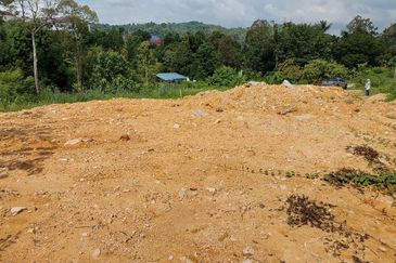 Desa Pinggiran Putra