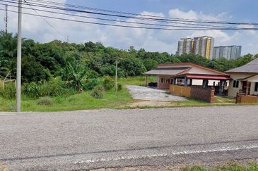 Desa Pinggiran Putra