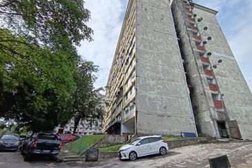 Bukit Cheras Apartment
