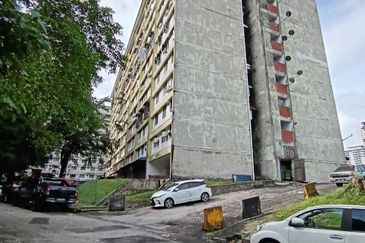 Bukit Cheras Apartment