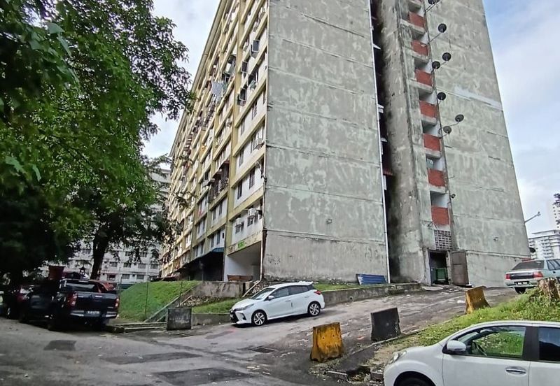 Bukit Cheras Apartment