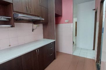 Pangsapuri Baiduri, Bandar Tasik Kesuma