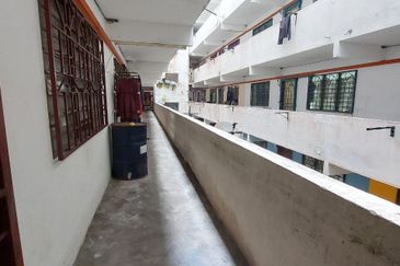 Pangsapuri Baiduri, Bandar Tasik Kesuma