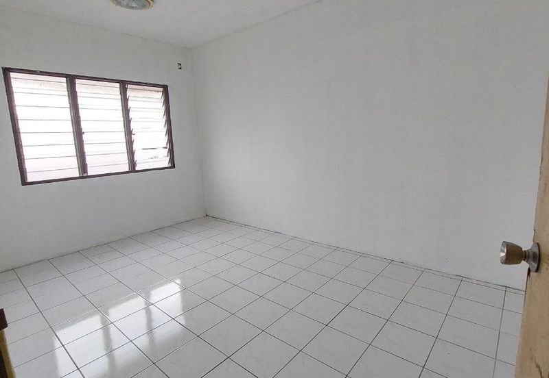 Pangsapuri Baiduri, Bandar Tasik Kesuma