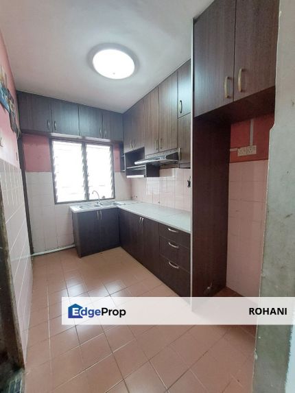 RENOVATED PANGSAPURI BAIDURI BANDAR TASIK KESUMA FOR SALE, Selangor, Beranang