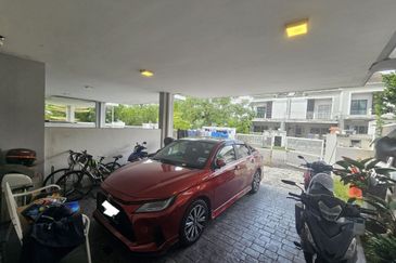 NILAI IMPIAN (LAMAN DELFINA)