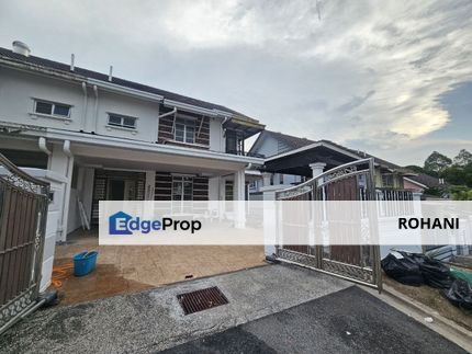 NEAR SURAU FULLY RENOVATED Double Storey Semi D Laman 2 Bandar Seri Putra Bangi FOR SALE, Selangor, Bangi