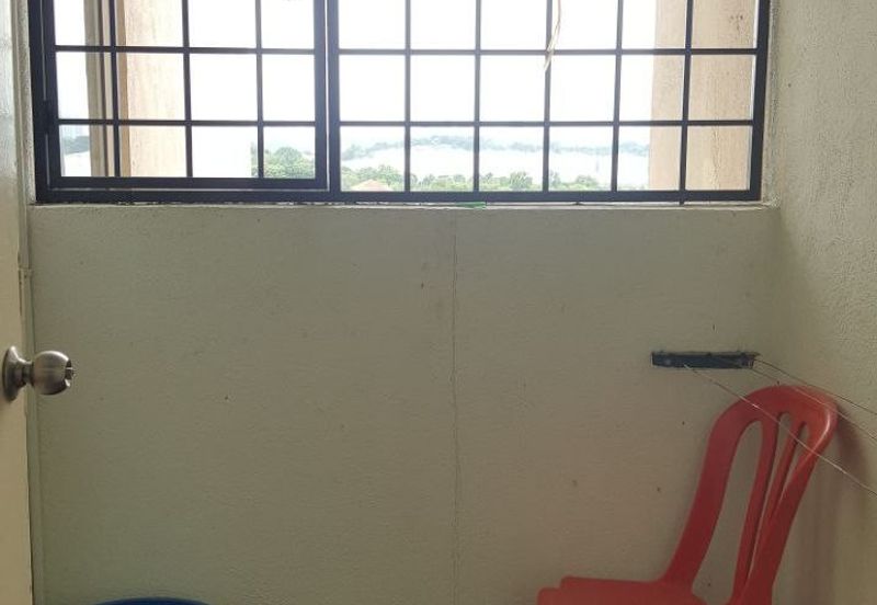 Pangsapuri Putra Damai