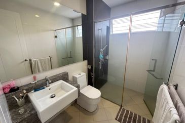 Lavender Prima Utama 3