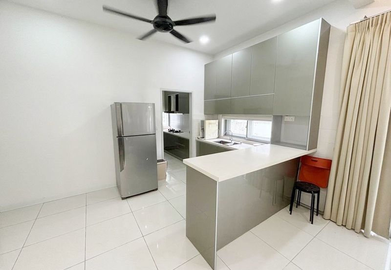 Parkfield Residences, Tropicana Heights