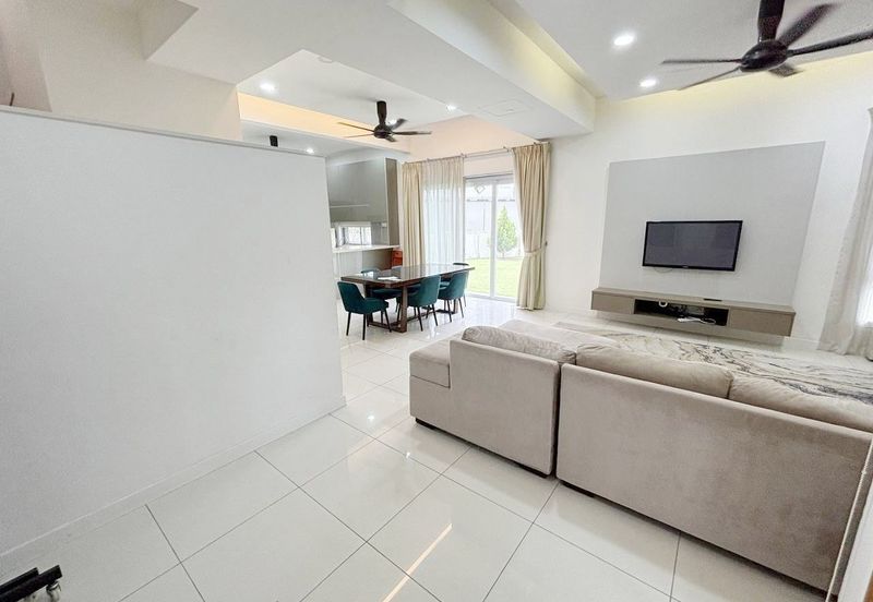 Parkfield Residences, Tropicana Heights