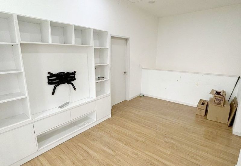 Parkfield Residences, Tropicana Heights