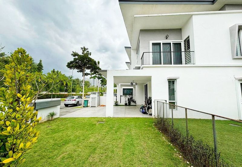 Parkfield Residences, Tropicana Heights