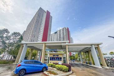 LakeFront Residence Cyberjaya