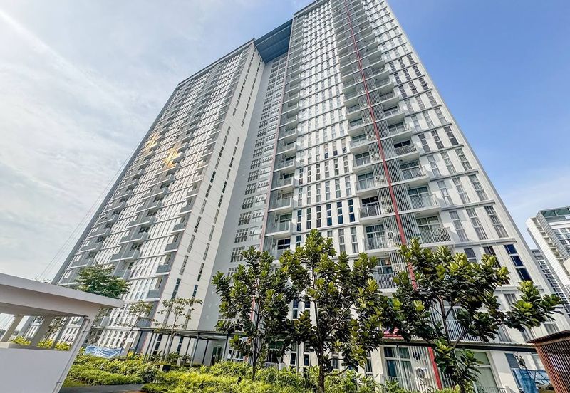 LakeFront Residence Cyberjaya