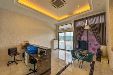 Brighton @ Eco Majestic