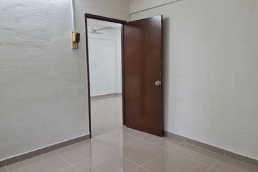 Pangsapuri Putra Damai