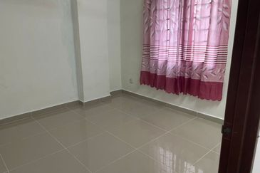 Pangsapuri Putra Damai