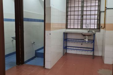 Pangsapuri Putra Damai