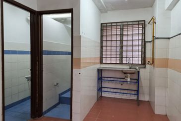 Pangsapuri Putra Damai