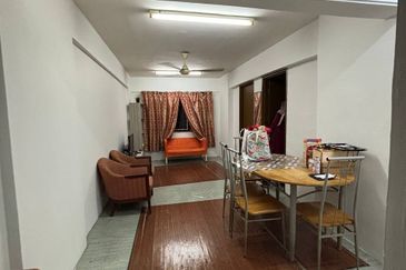 Pangsapuri Putra Damai