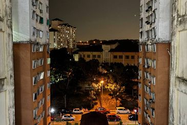 Pangsapuri Putra Damai