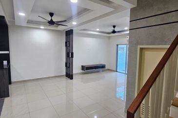 Albury 2 @ Mahkota Hills