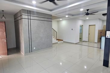 Albury 2 @ Mahkota Hills