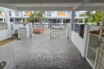 Albury 2 @ Mahkota Hills