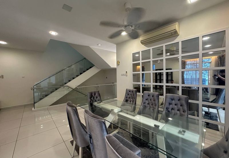 Saville @ The Park - Twin Villa